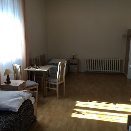 Stary Dom Zdrojowy Hotel Криница-Здруй Екстериор снимка