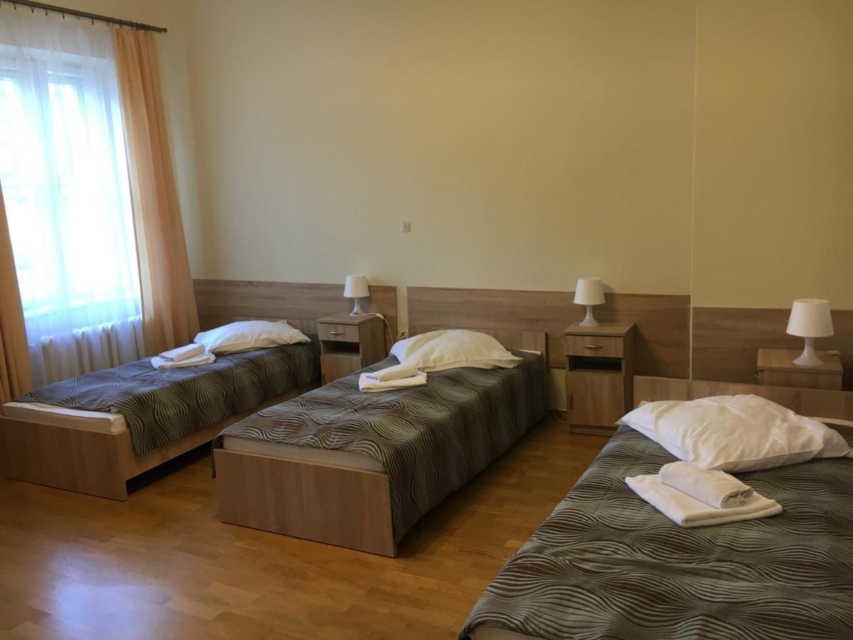 Stary Dom Zdrojowy Hotel Криница-Здруй Екстериор снимка
