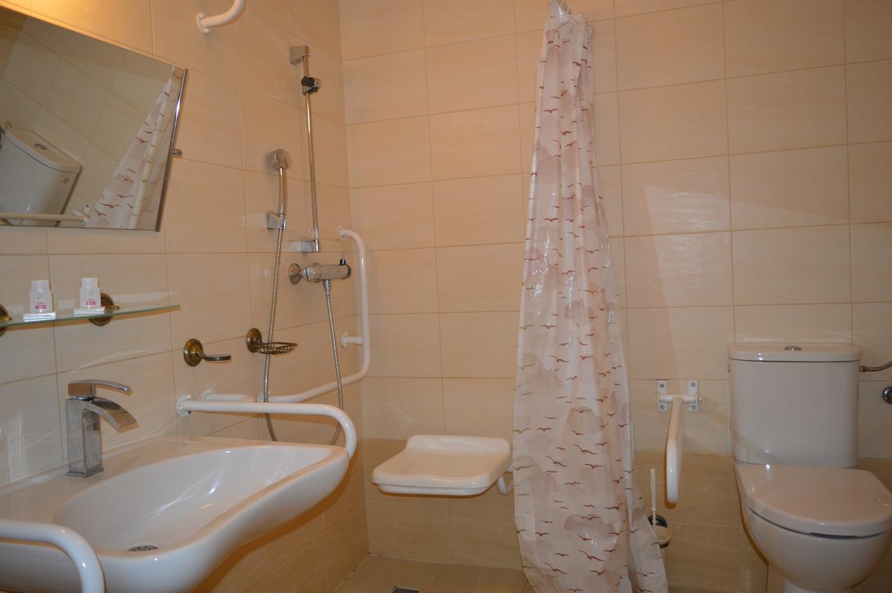 Stary Dom Zdrojowy Hotel Криница-Здруй Екстериор снимка